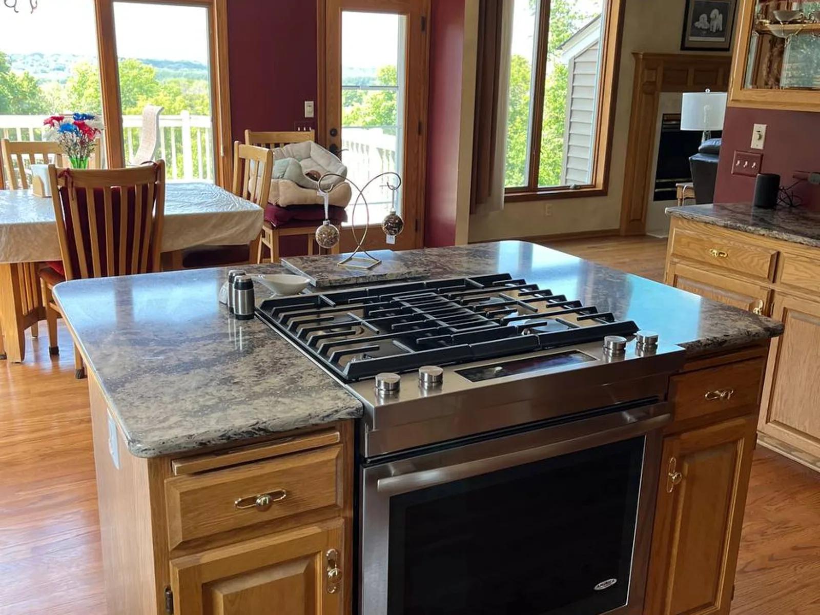 Professional house cleaning service in Blaine, Minnesota — KLY Cleaning team
